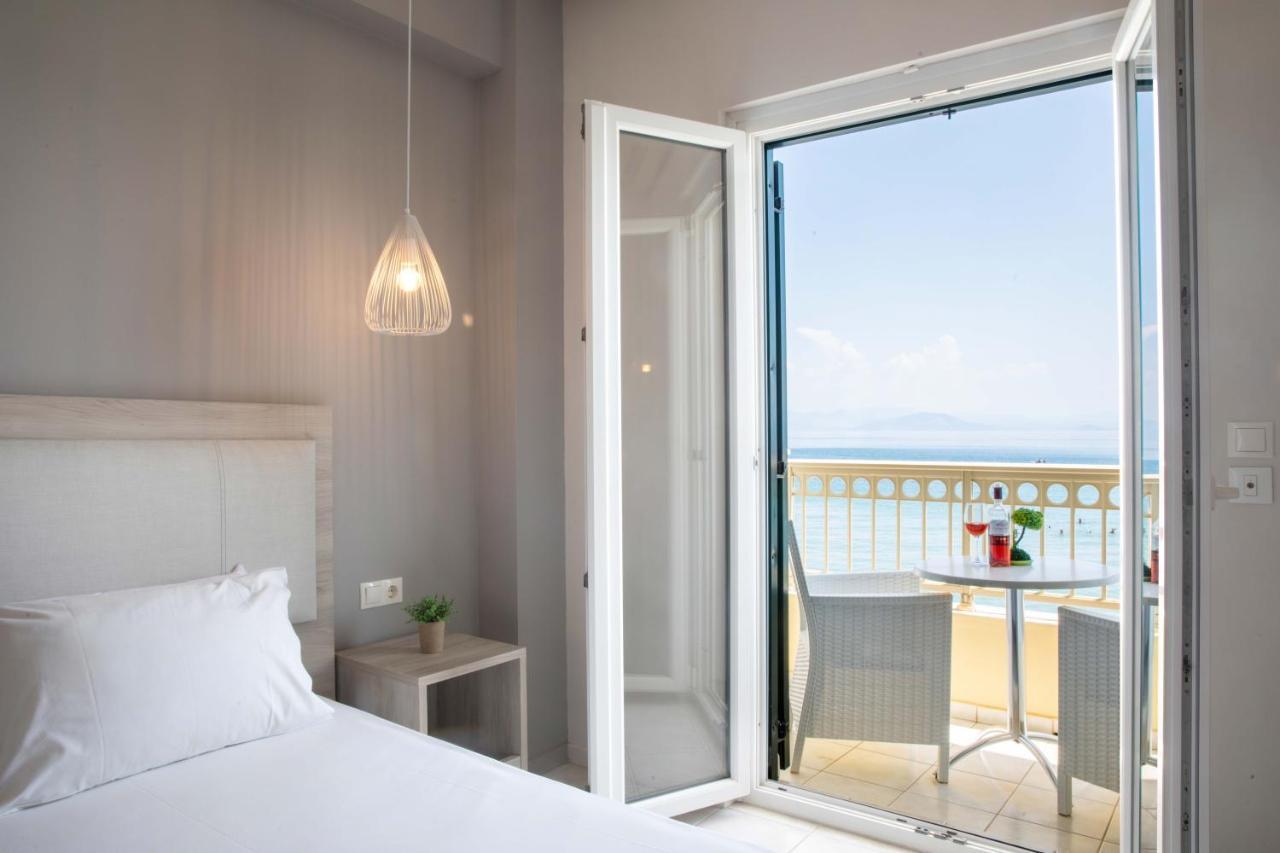 Hotel Rossis 梅松吉 外观 照片